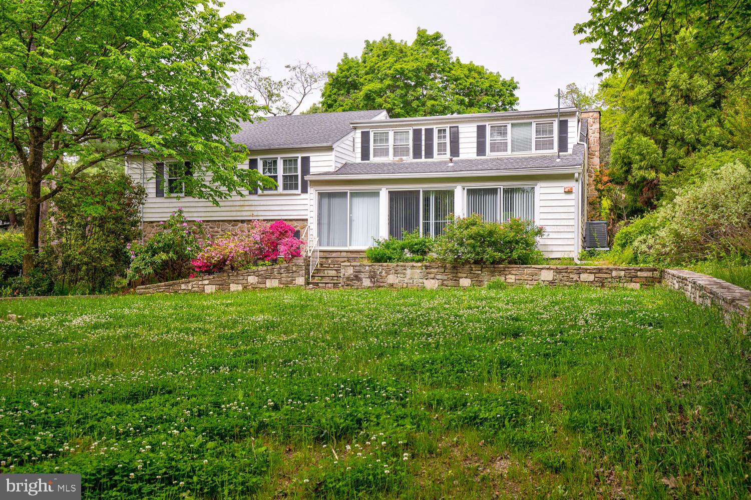 1231 Cox Road Jenkintown, PA 19046 - Photo 2 of 36