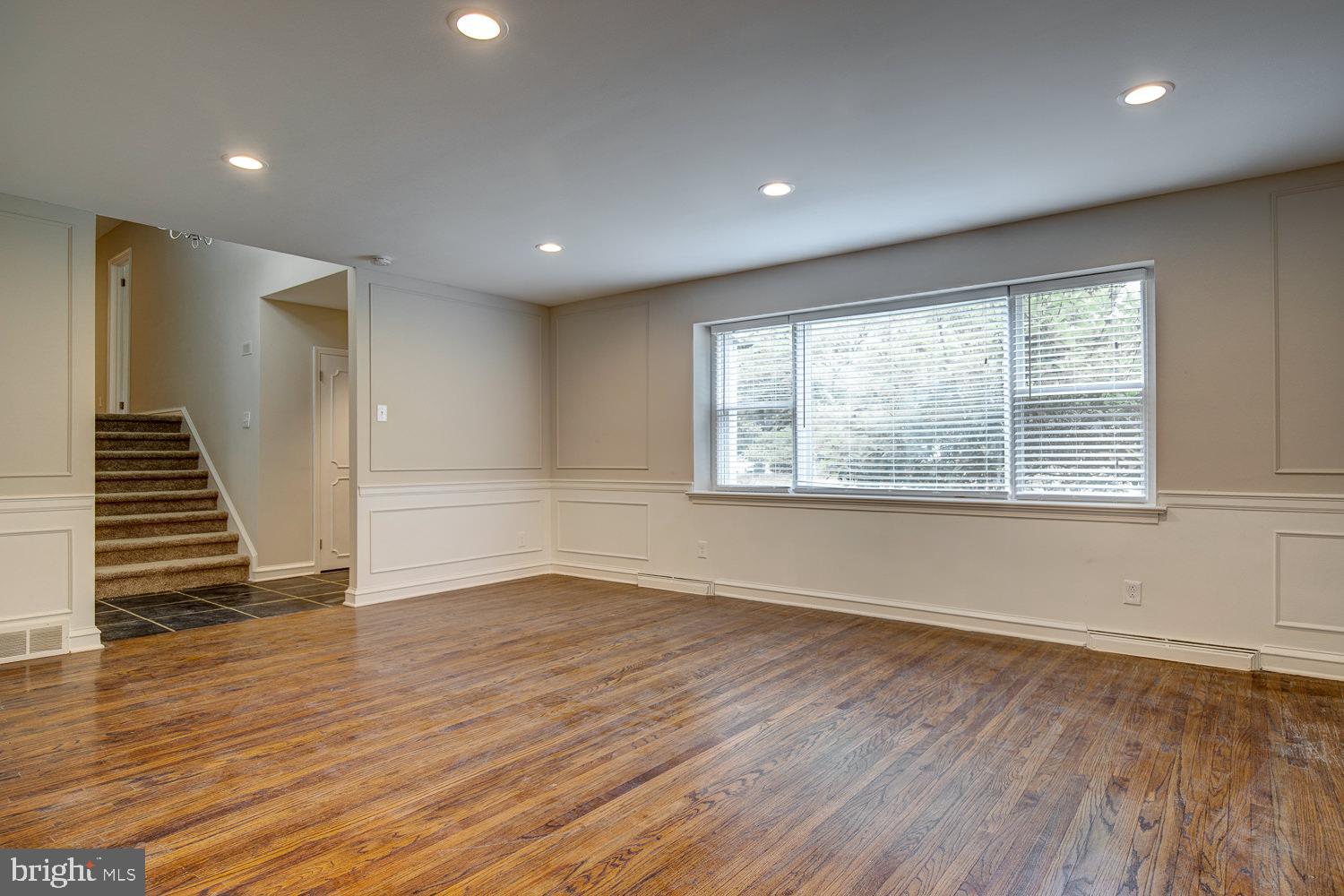 1231 Cox Road Jenkintown, PA 19046 - Photo 13 of 36