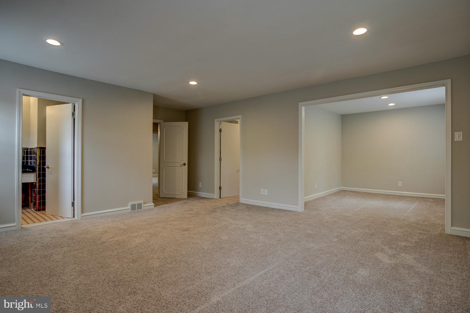 1231 Cox Road Jenkintown, PA 19046 - Photo 23 of 36