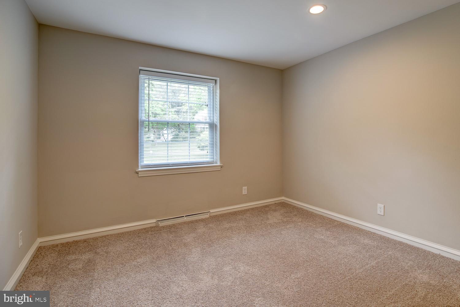 1231 Cox Road Jenkintown, PA 19046 - Photo 26 of 36