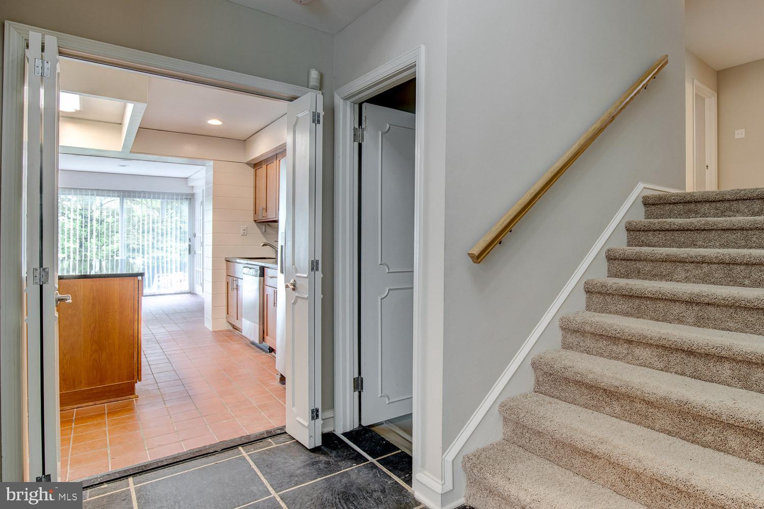 1231 Cox Road Jenkintown, PA 19046 - Photo 8 of 36