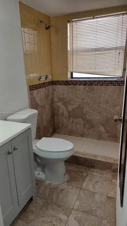 $2,100 | 2240 Van Buren Street, Unit B1, Hollywood, FL 33020