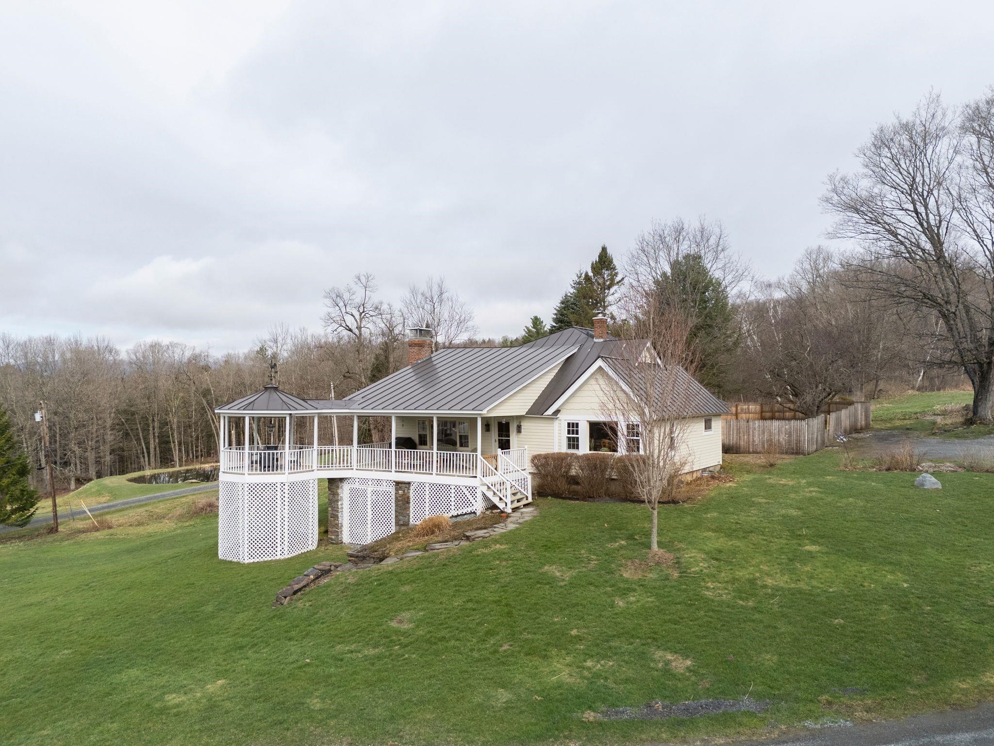 441 Rhoades Hill Road Barnard, VT 05032 - Photo 2 of 38