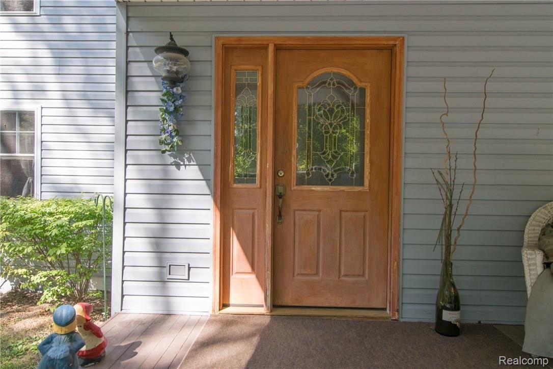 8127 Marsh Road Algonac, MI 48001 - Photo 2 of 68 DSC_002.jpg