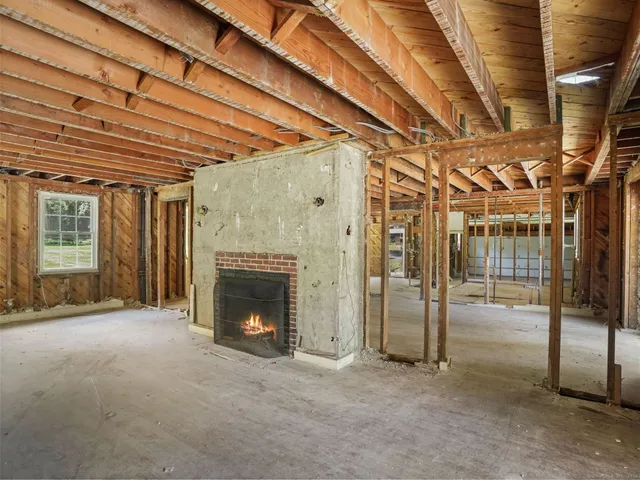 $1,050,000 | 17 Huckleberry Lane, Weston, CT 06883