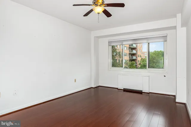 $350,000 | 4201 Cathedral Avenue Northwest, Unit 323E, Washington, DC 20016