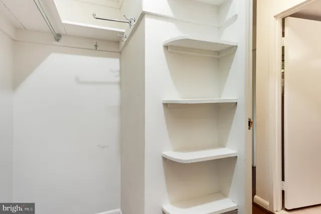 $350,000 | 4201 Cathedral Avenue Northwest, Unit 323E, Washington, DC 20016