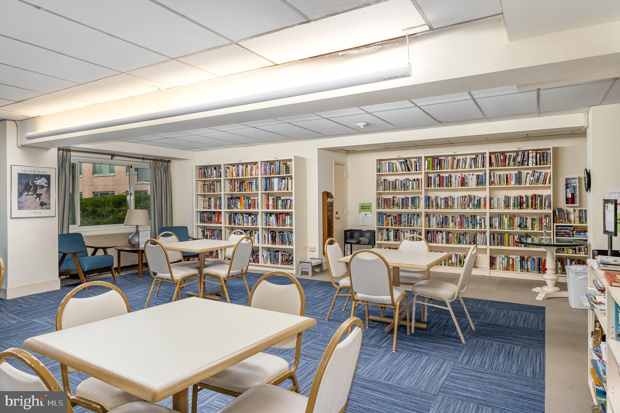 4201 Cathedral Avenue Northwest, Unit 323E Washington, DC 20016 - Photo 21 of 27