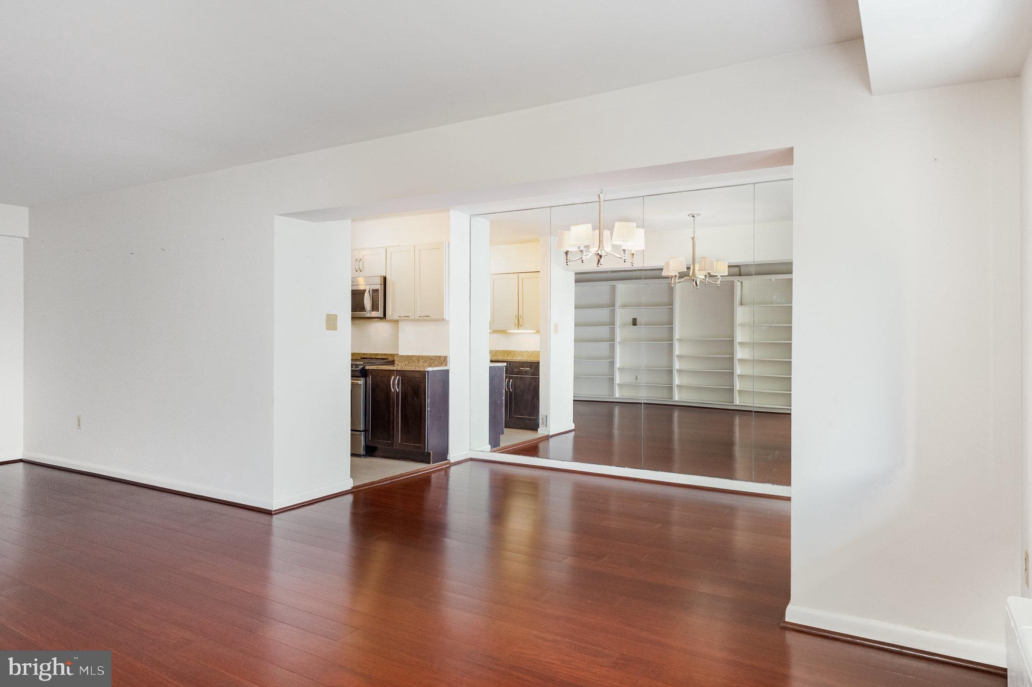 4201 Cathedral Avenue Northwest, Unit 323E Washington, DC 20016 - Photo 5 of 27