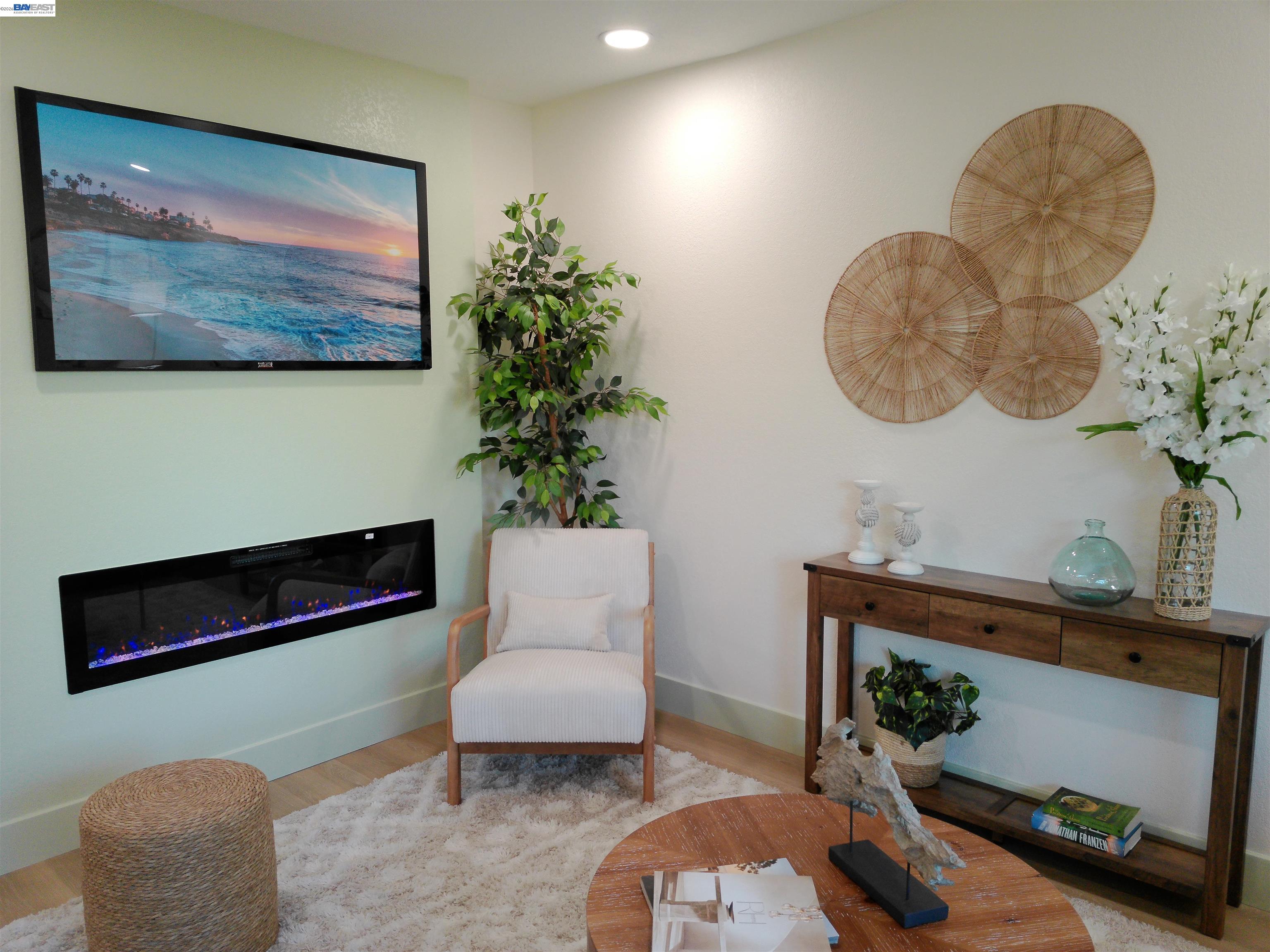 3033 Golden Rain Road, Unit 4 Walnut Creek, CA 94595 - Photo 6 of 32