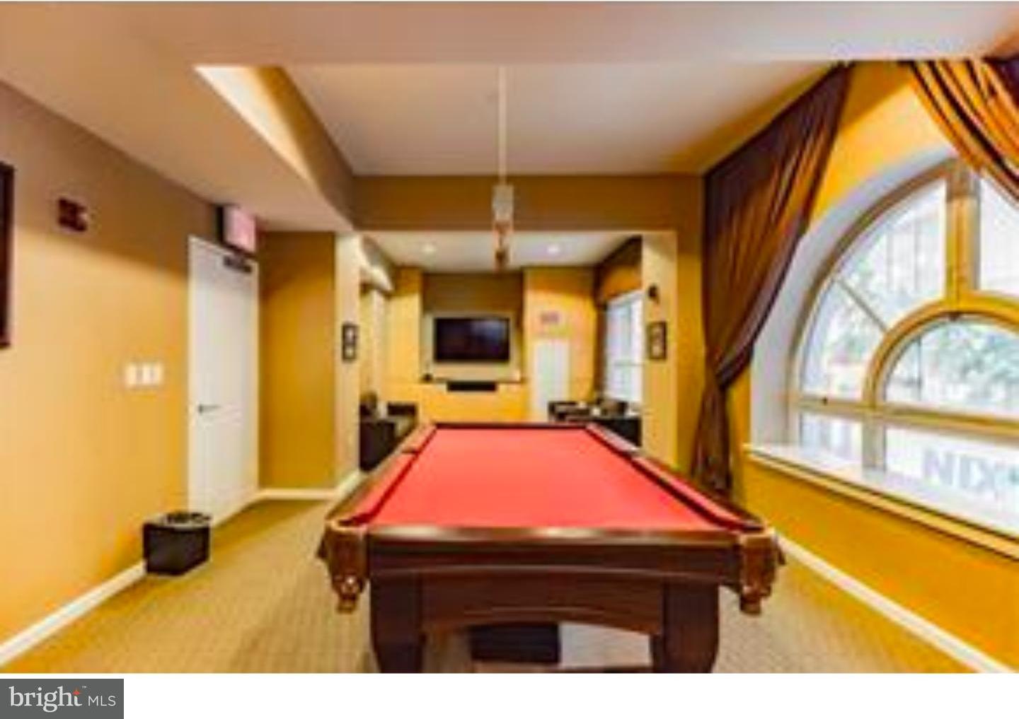 1425 Locust Street, Unit 9C Philadelphia, PA 19102 - Photo 20 of 23