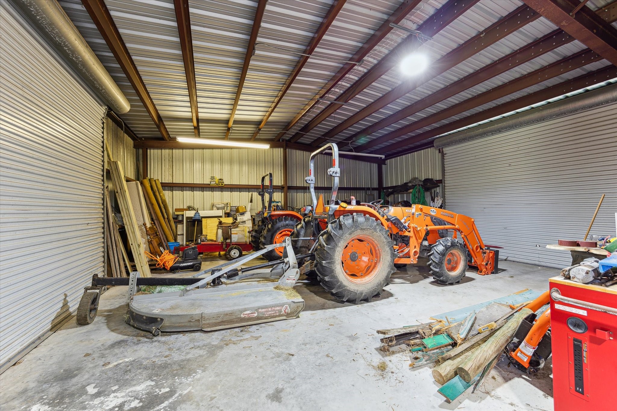 3850 Farm To Market 2917 Alvin, TX 77511 - Photo 25 of 30 a view of a room with gym equipment