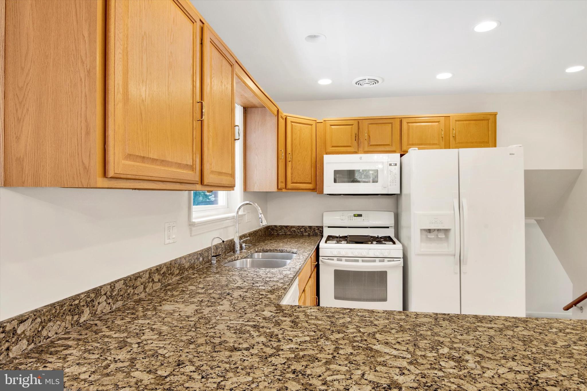 5225 Forman Court Springfield, VA 22151 - Photo 12 of 38