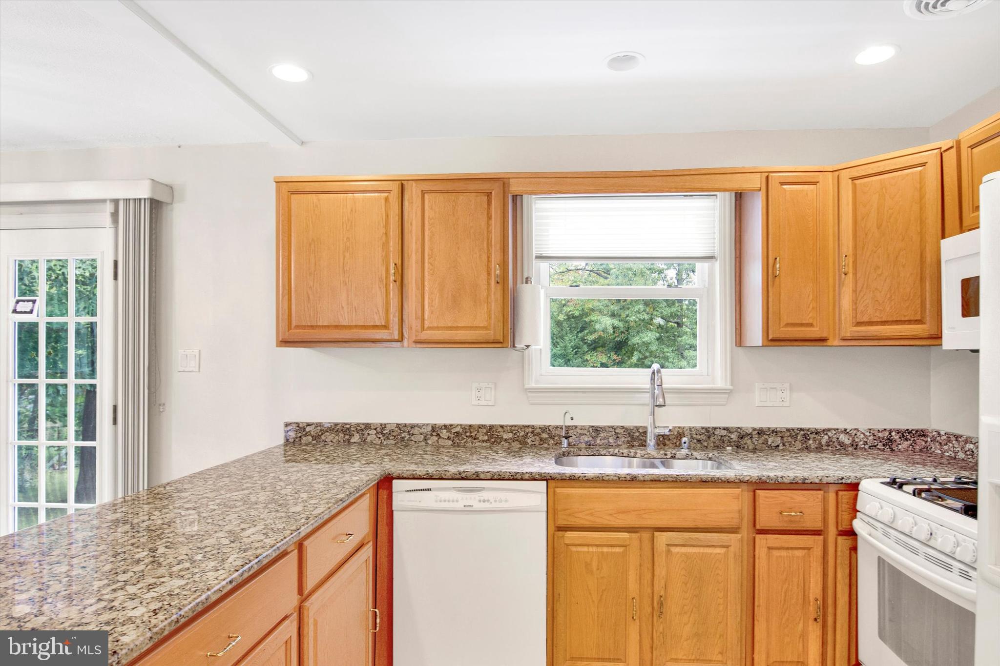 5225 Forman Court Springfield, VA 22151 - Photo 13 of 38