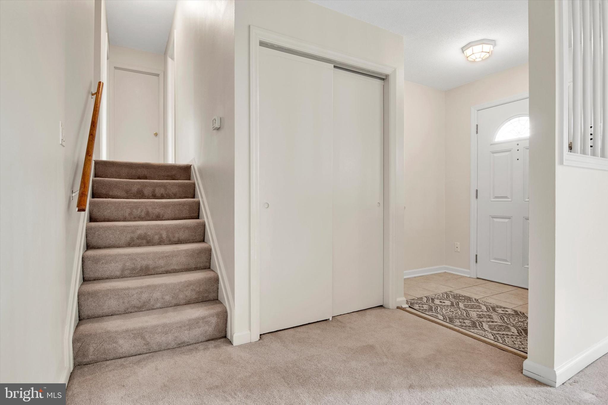 5225 Forman Court Springfield, VA 22151 - Photo 4 of 38