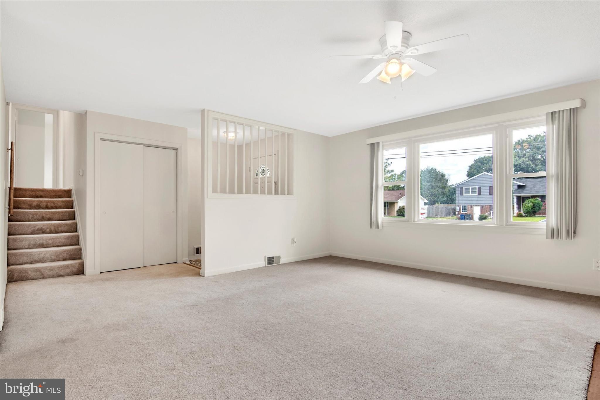 5225 Forman Court Springfield, VA 22151 - Photo 7 of 38