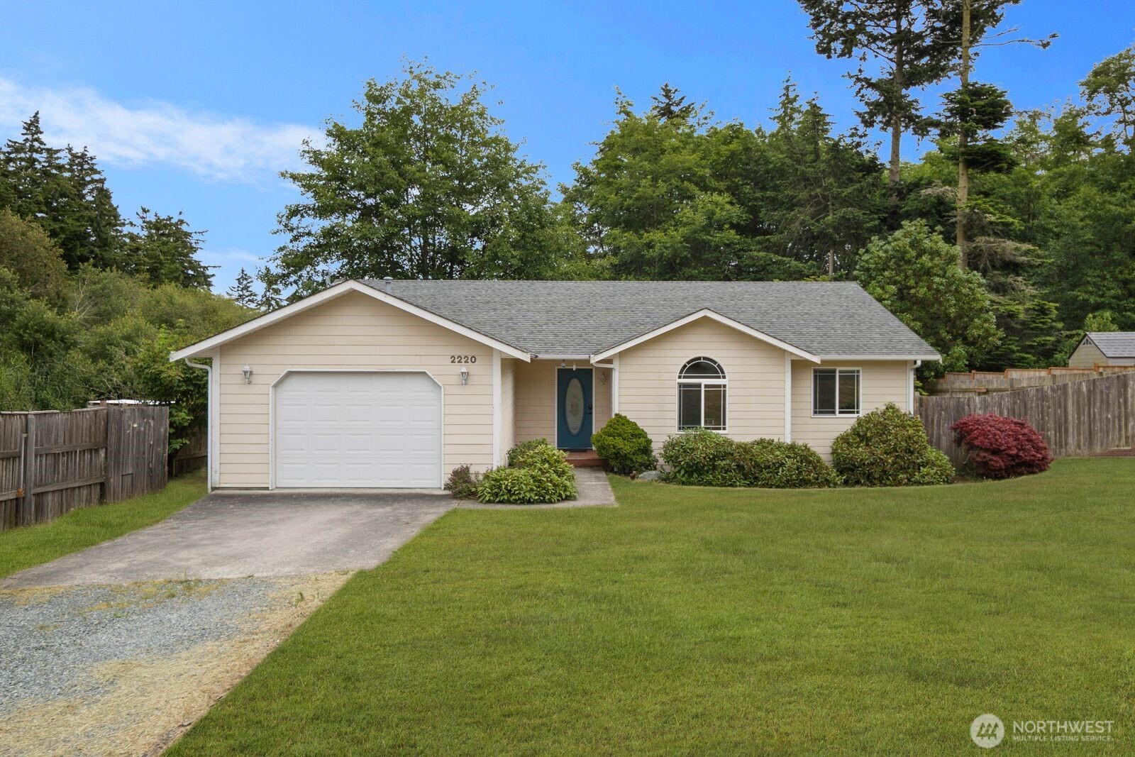 2220 Williams Road Oak Harbor, WA 98277 - Photo 1 of 37