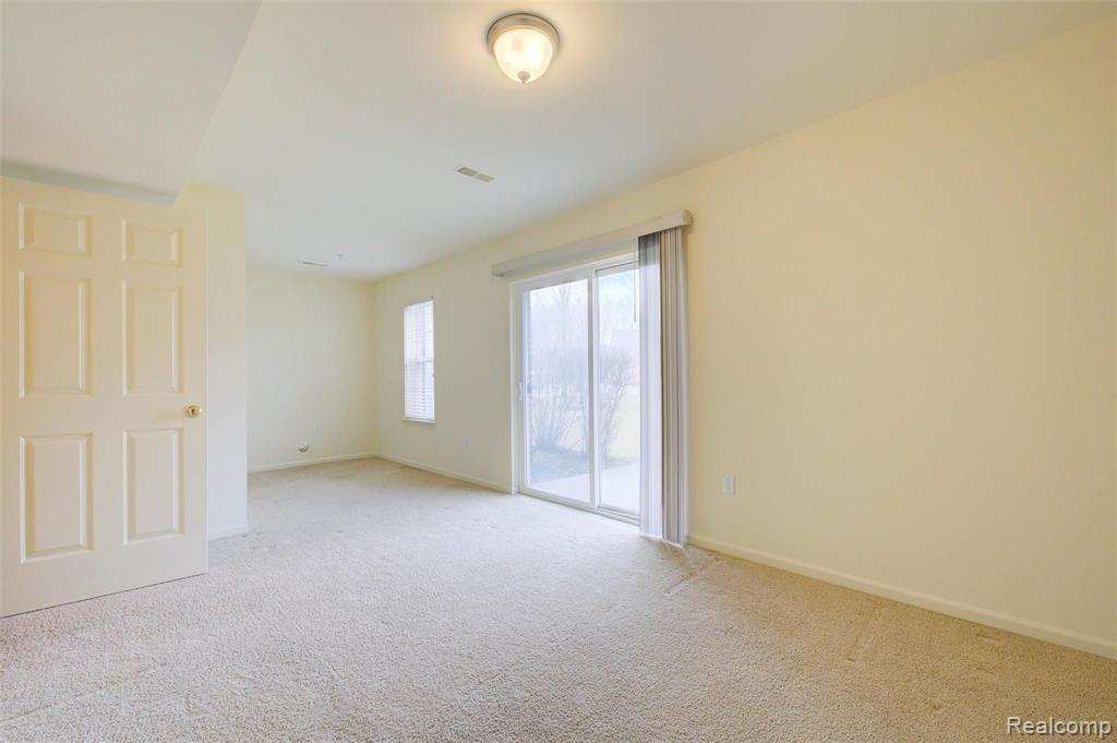 710 Cherry Orchard Road Canton, MI 48188 - Photo 34 of 42