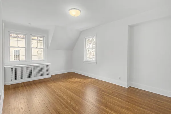 $2,395,000 | 2635 Newton Avenue South, Minneapolis, MN 55405