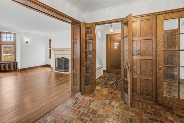 $2,395,000 | 2635 Newton Avenue South, Minneapolis, MN 55405
