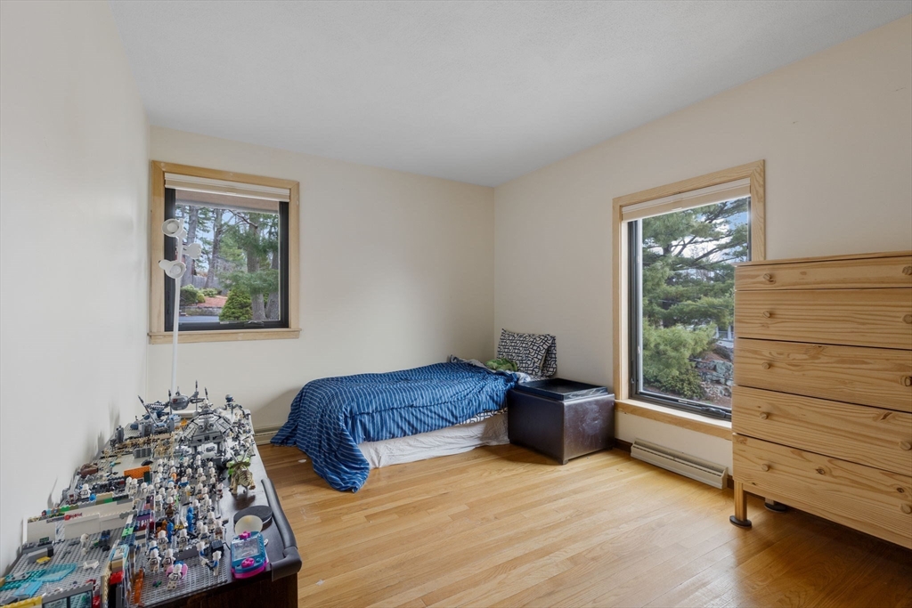 8 Hickory Hill Road Wakefield, MA 01880 - Photo 12 of 37 Gallery Image 12