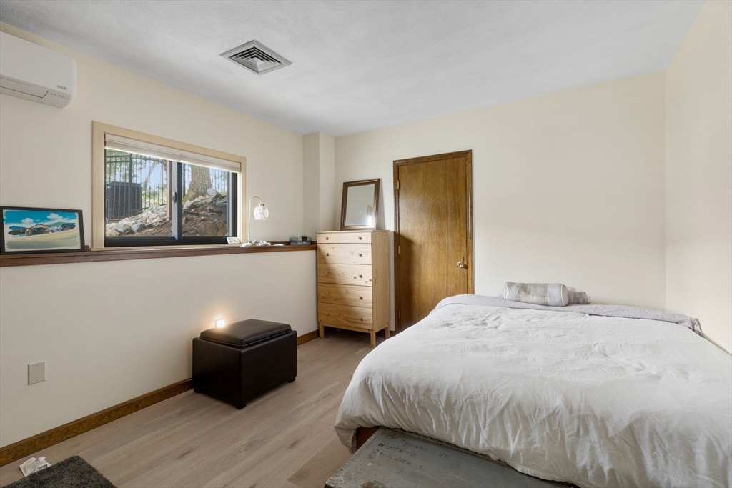 8 Hickory Hill Road Wakefield, MA 01880 - Photo 21 of 37 Gallery Image 21