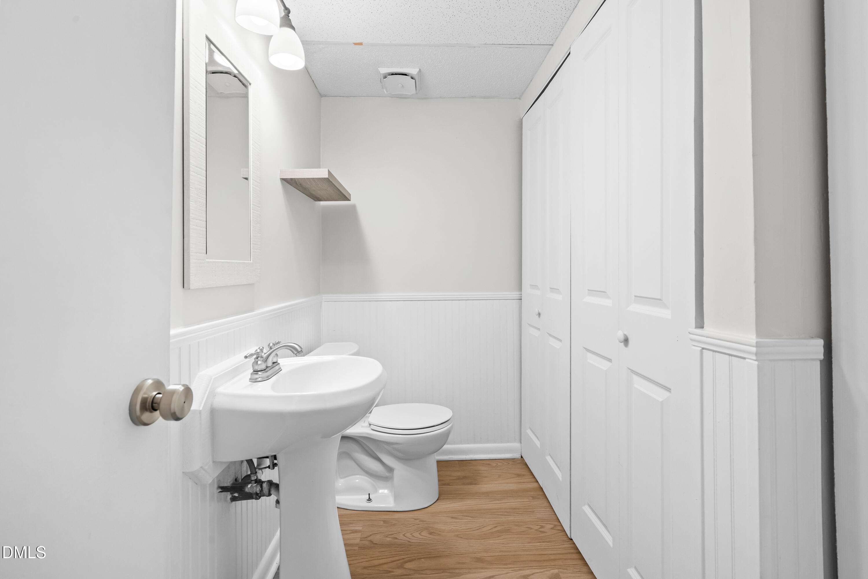 7163 Sandy Creek Drive Raleigh, NC 27615 - Photo 11 of 30 DSC02970