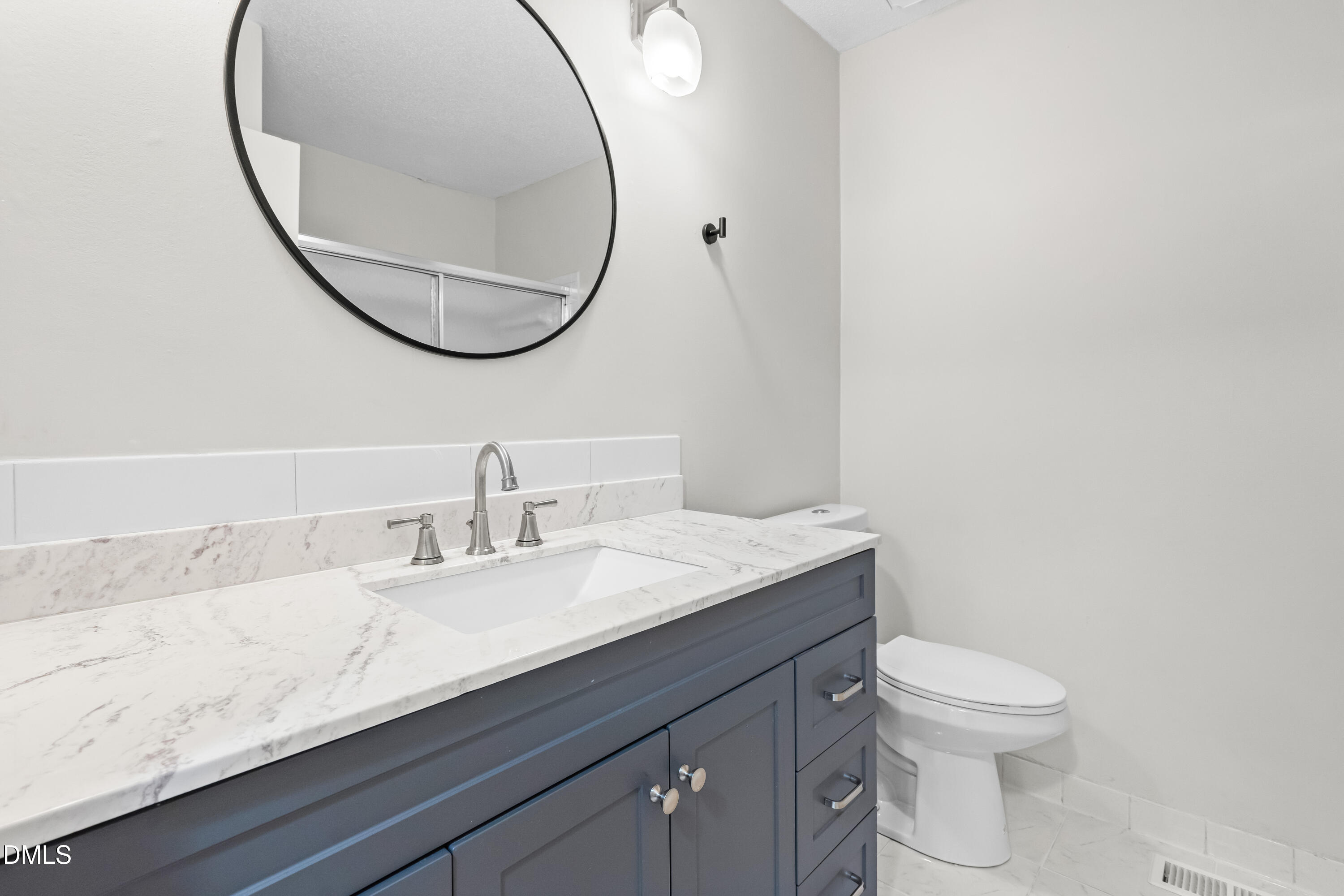 7163 Sandy Creek Drive Raleigh, NC 27615 - Photo 18 of 30 DSC02991