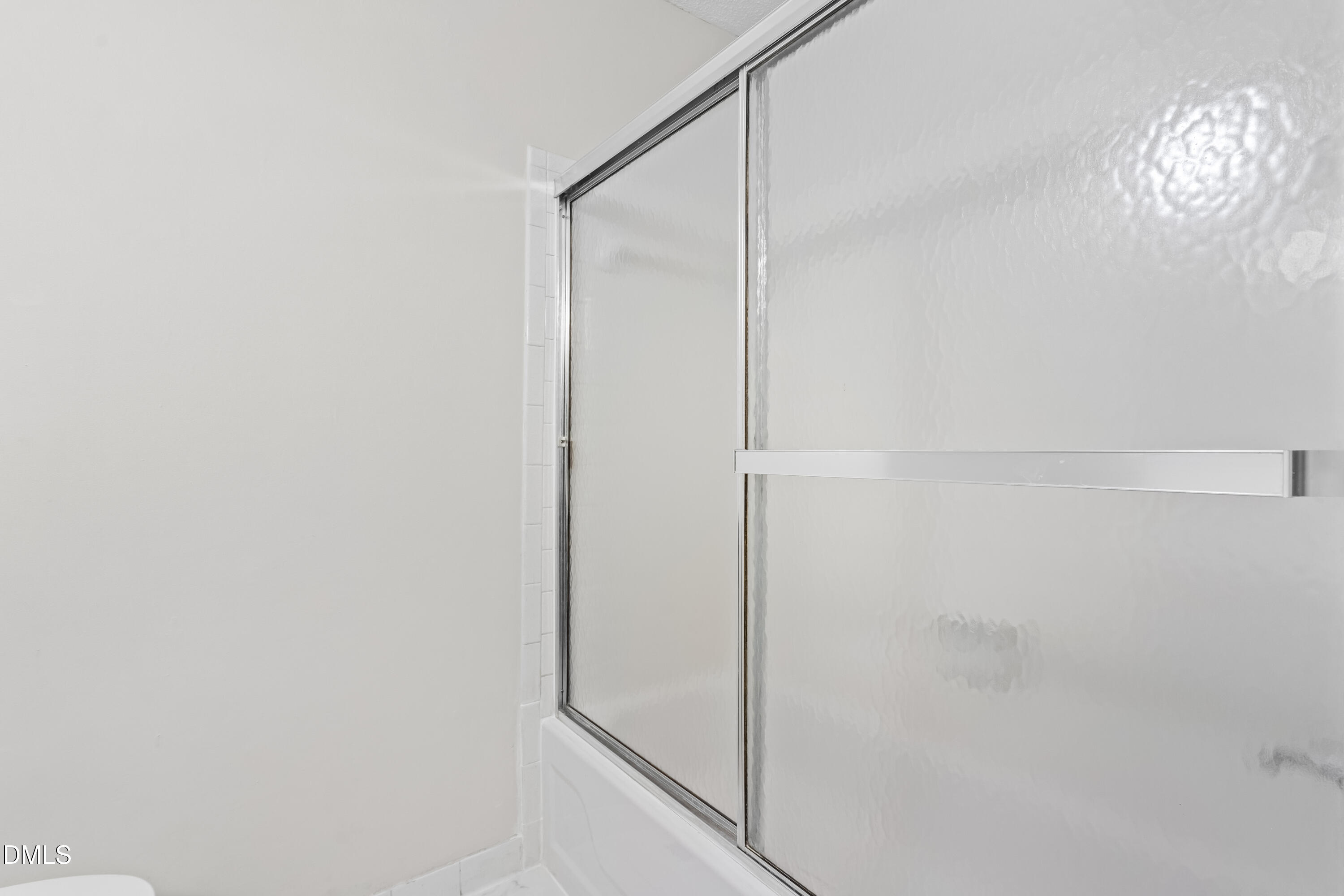 7163 Sandy Creek Drive Raleigh, NC 27615 - Photo 19 of 30 DSC02994