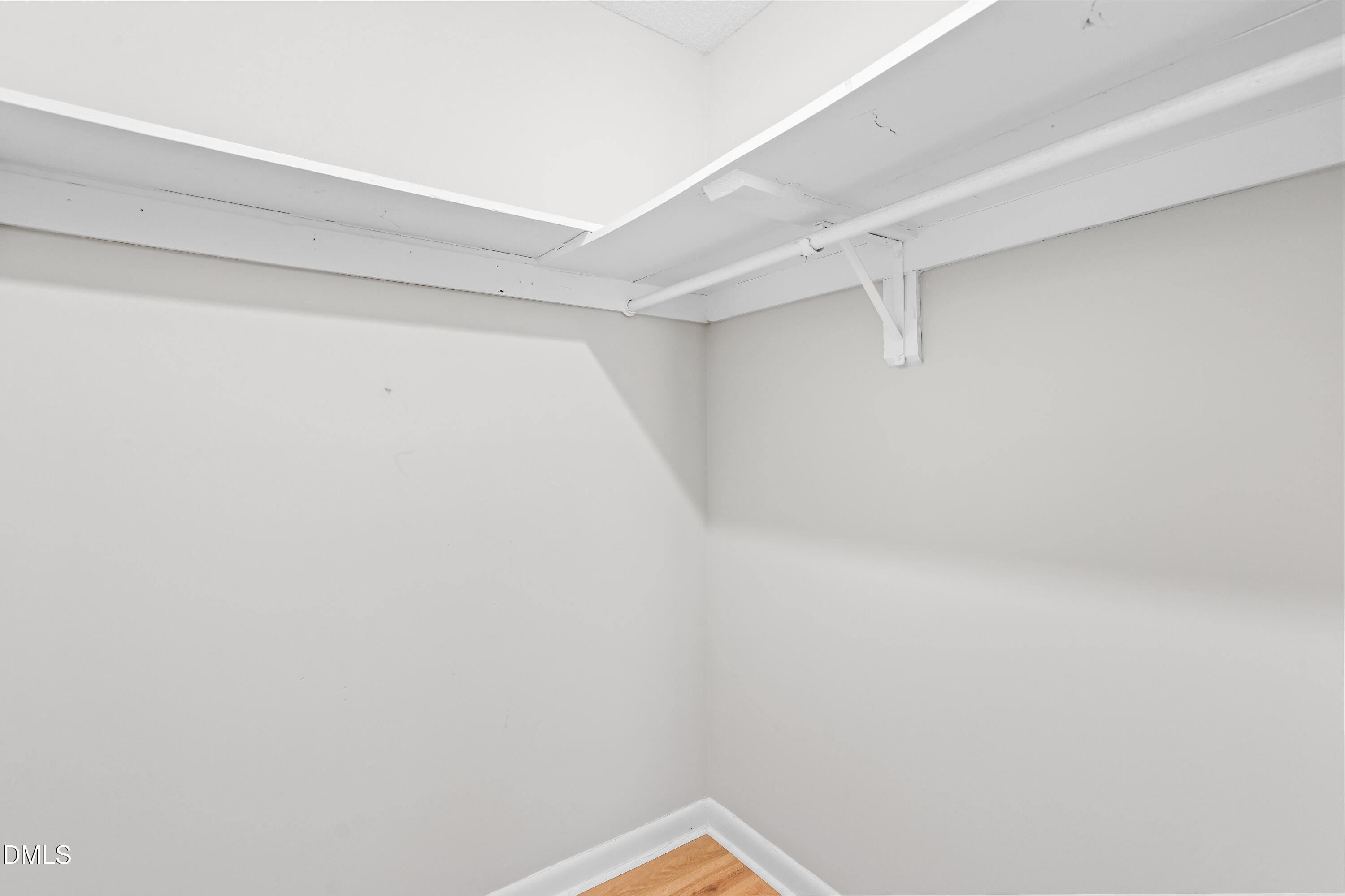 7163 Sandy Creek Drive Raleigh, NC 27615 - Photo 23 of 30 DSC03006