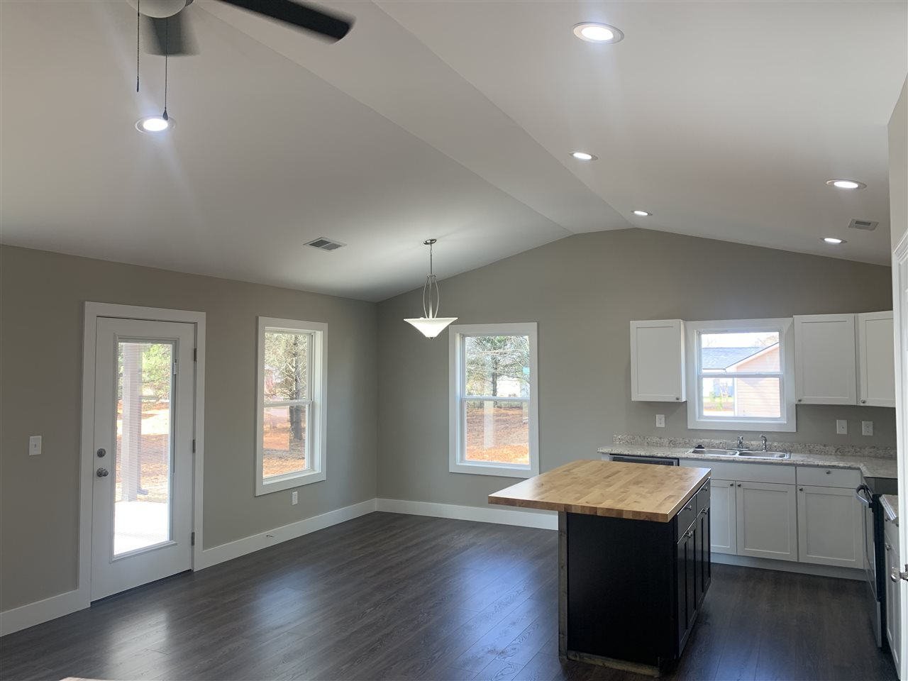 1056 Fosters Grove Road Chesnee, SC 29323 - Photo 5 of 7 Gallery Image 5