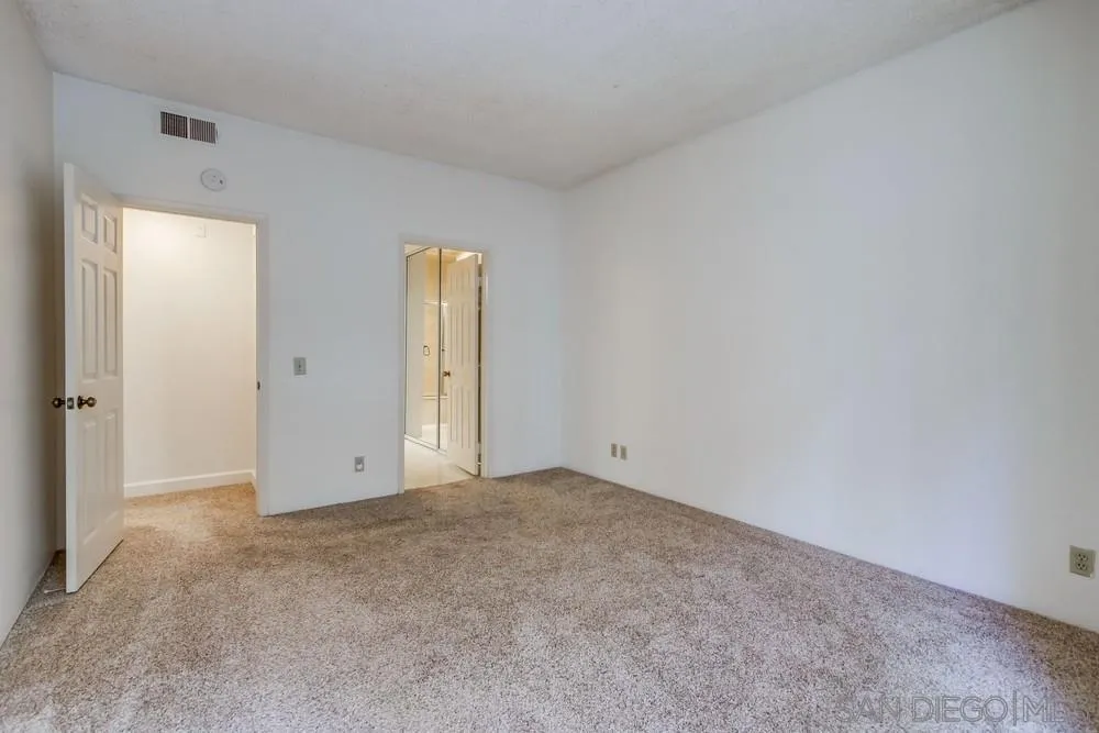 5865 Friars Road, Unit 3113 San Diego, CA 92110 - Photo 14 of 39 a view of an empty room