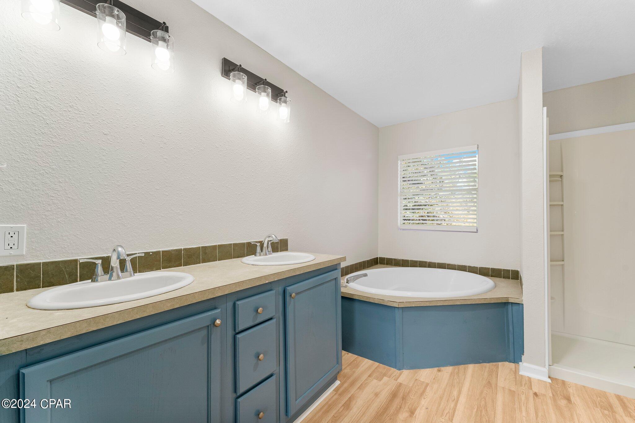 9027 Roadrunner Road Youngstown, FL 32466 - Photo 12 of 25 Gallery Image 12