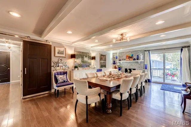 $525,000 | 584 Sunbridge Drive, Chesterfield, MO 63017