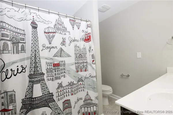 $2,250 | 5709 Pondhaven Drive, Fayetteville, NC 28314