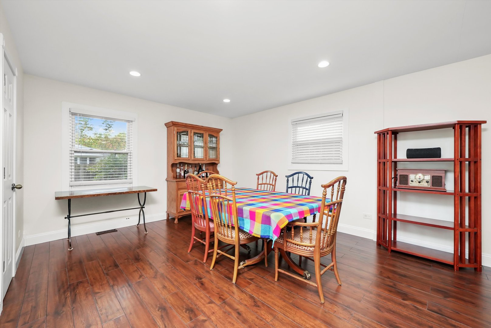 836 Bonita Avenue Elk Grove Village, IL 60007 - Photo 11 of 41 a view of a dining room with furniture and wooden floor