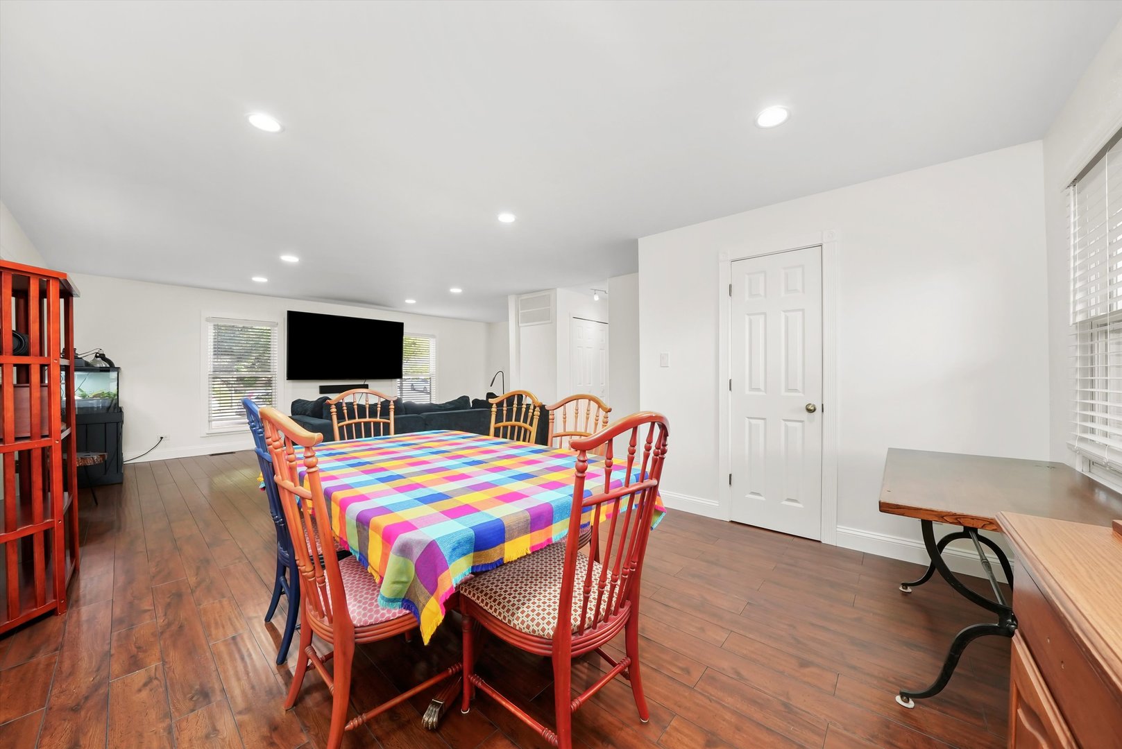 836 Bonita Avenue Elk Grove Village, IL 60007 - Photo 12 of 41 a view of a dining room with furniture and wooden floor