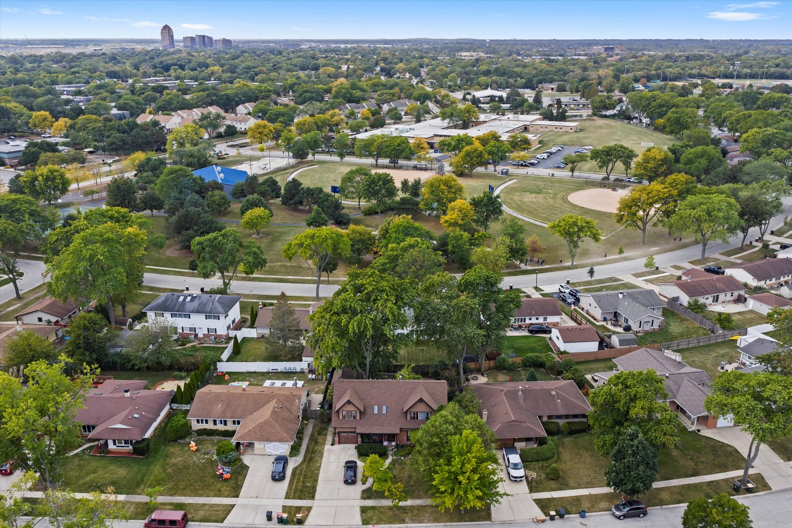 836 Bonita Avenue Elk Grove Village, IL 60007 - Photo 39 of 41 an aerial view of residential houses with outdoor space