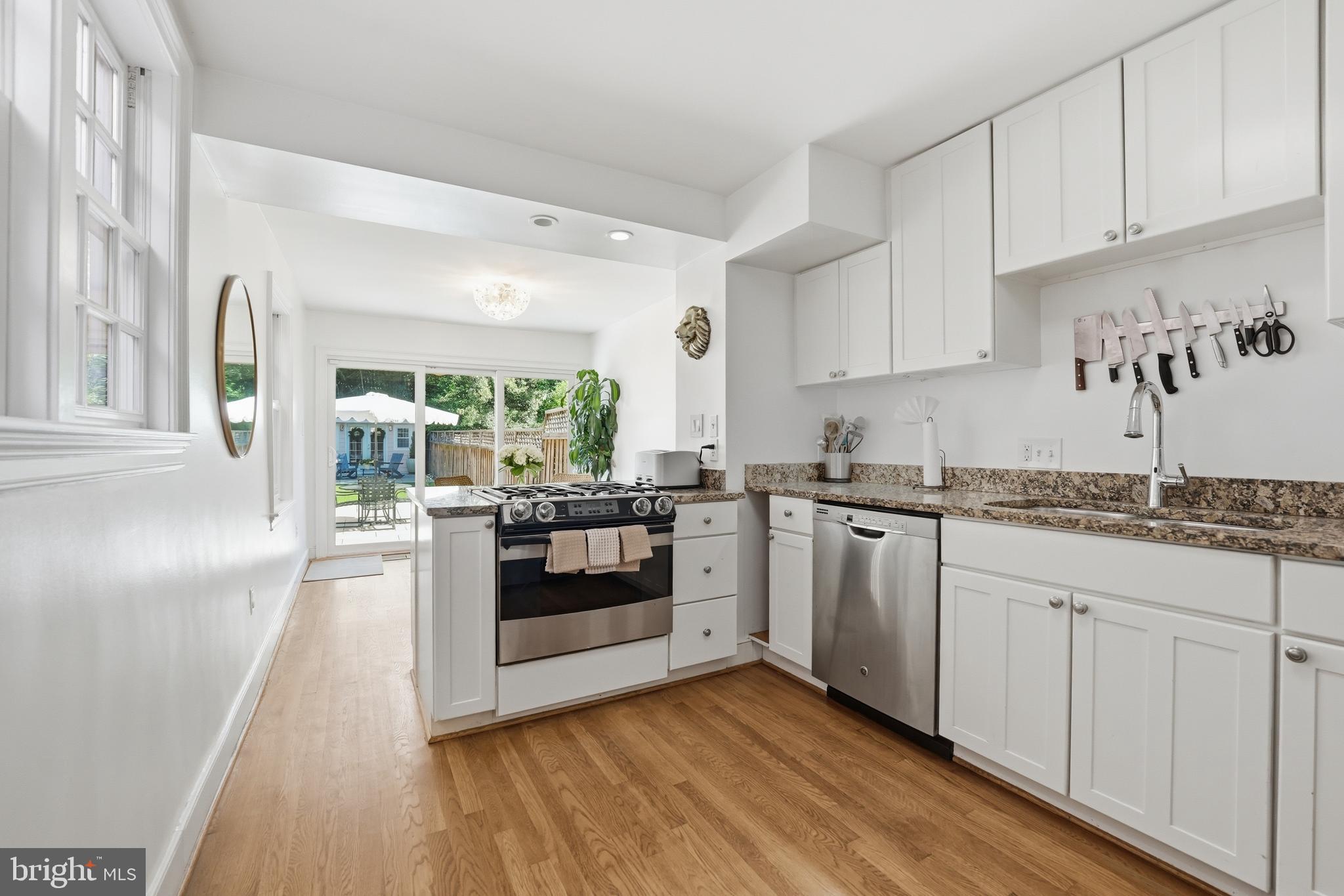 3313 Q Street Northwest Washington, DC 20007 - Photo 10 of 65