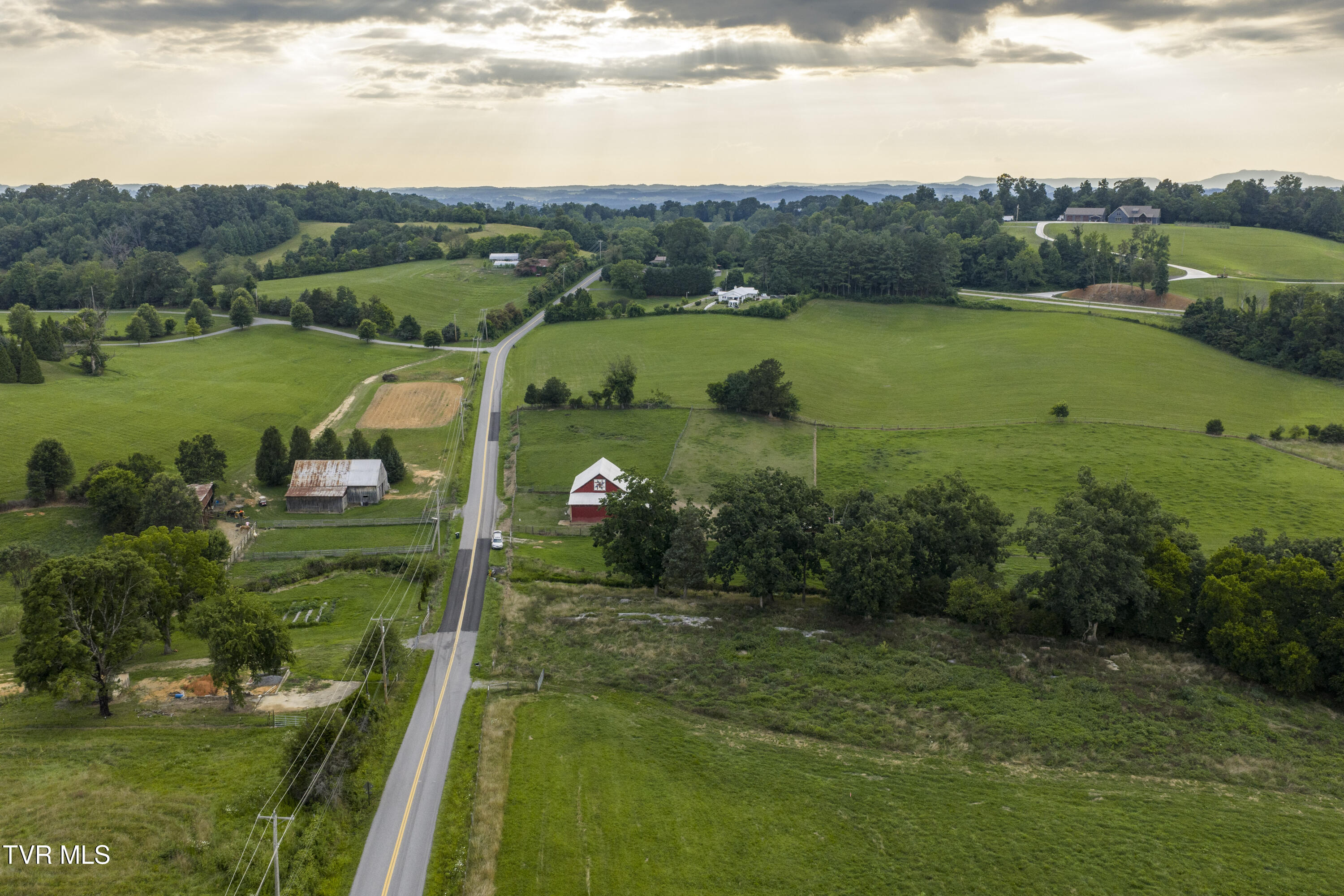 186 Creasey Creek Road, Unit 4 Jonesborough, TN 37659 - Photo 11 of 23 Creasey-Aerials-9