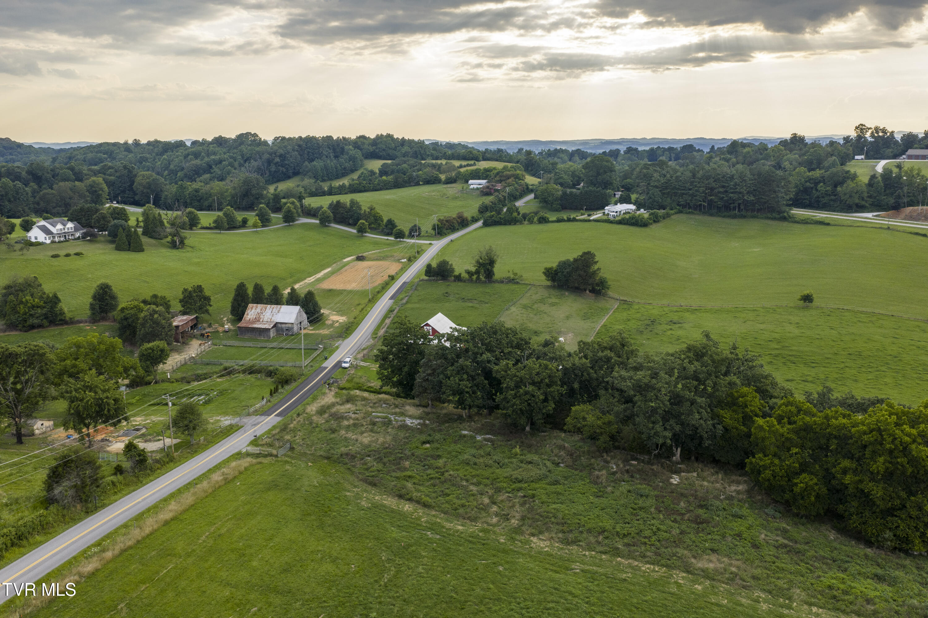 186 Creasey Creek Road, Unit 4 Jonesborough, TN 37659 - Photo 10 of 23 Creasey-Aerials-8