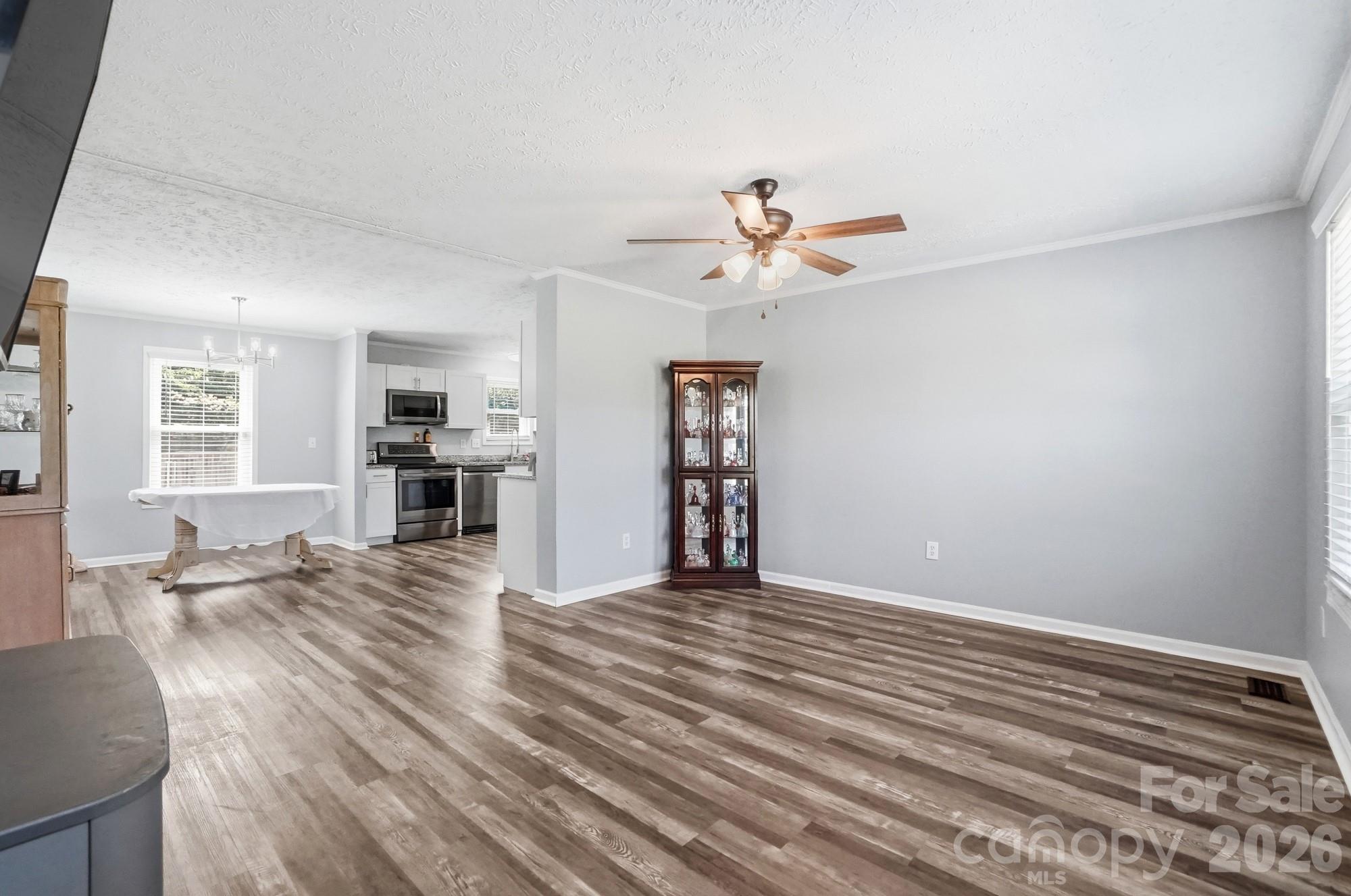 288 Farris Road Clover, SC 29710 - Photo 9 of 41