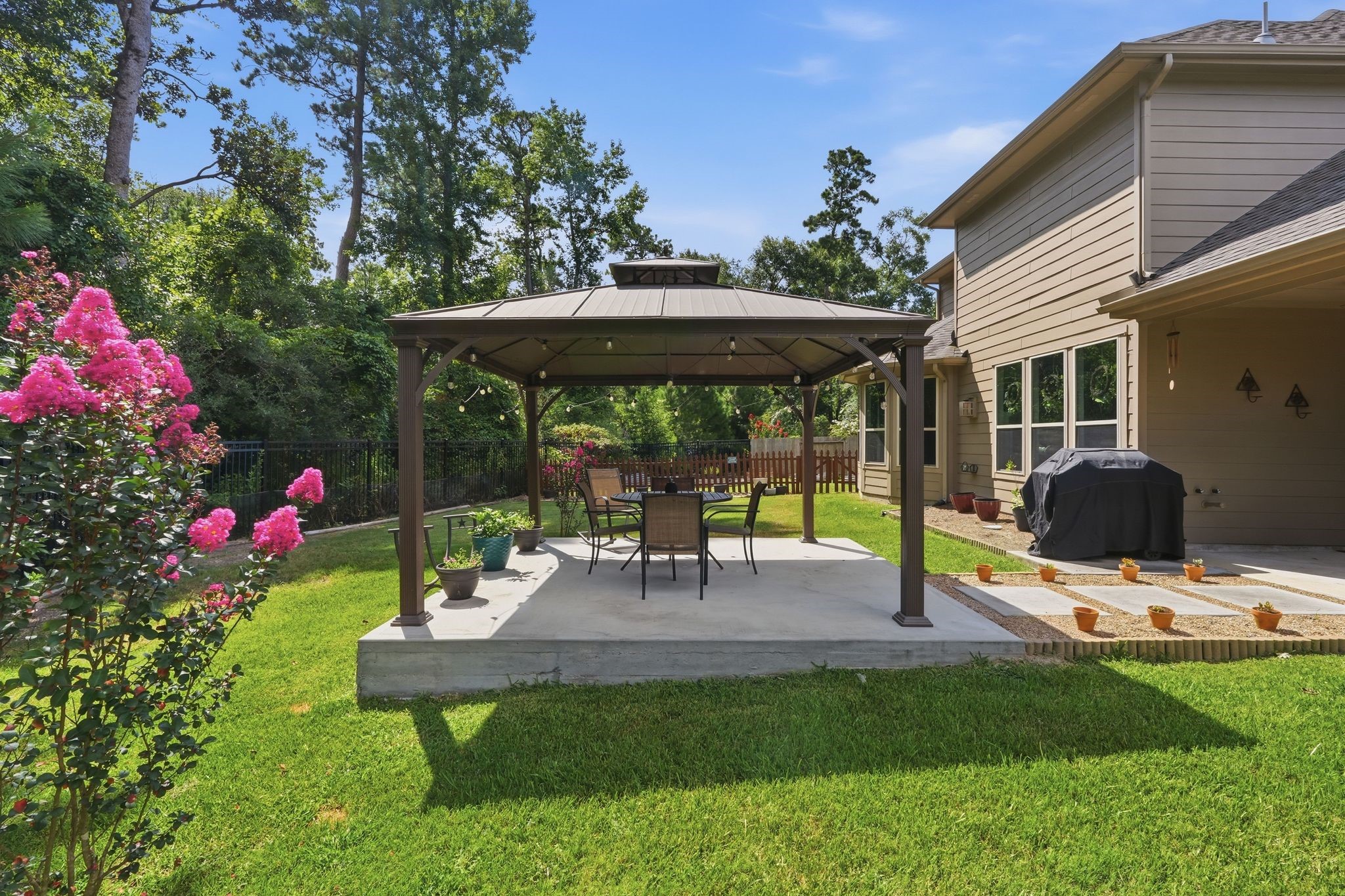 4337 Heavenly Woods Dr Spring Spring, TX 77386 - Photo 32 of 38 Gazebo area