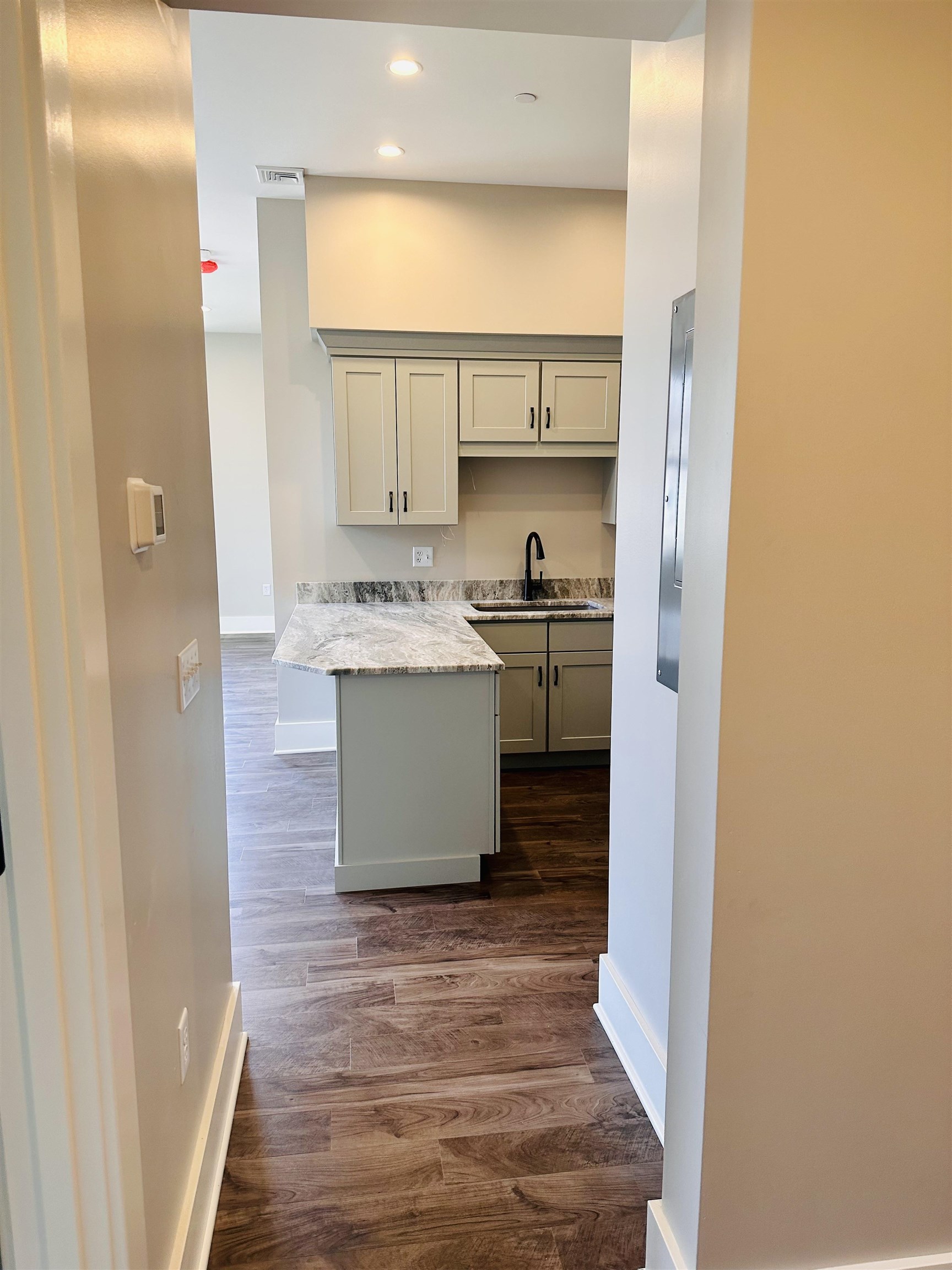 30 High Street, Unit 3 Pembroke, NH 03275 - Photo 16 of 27