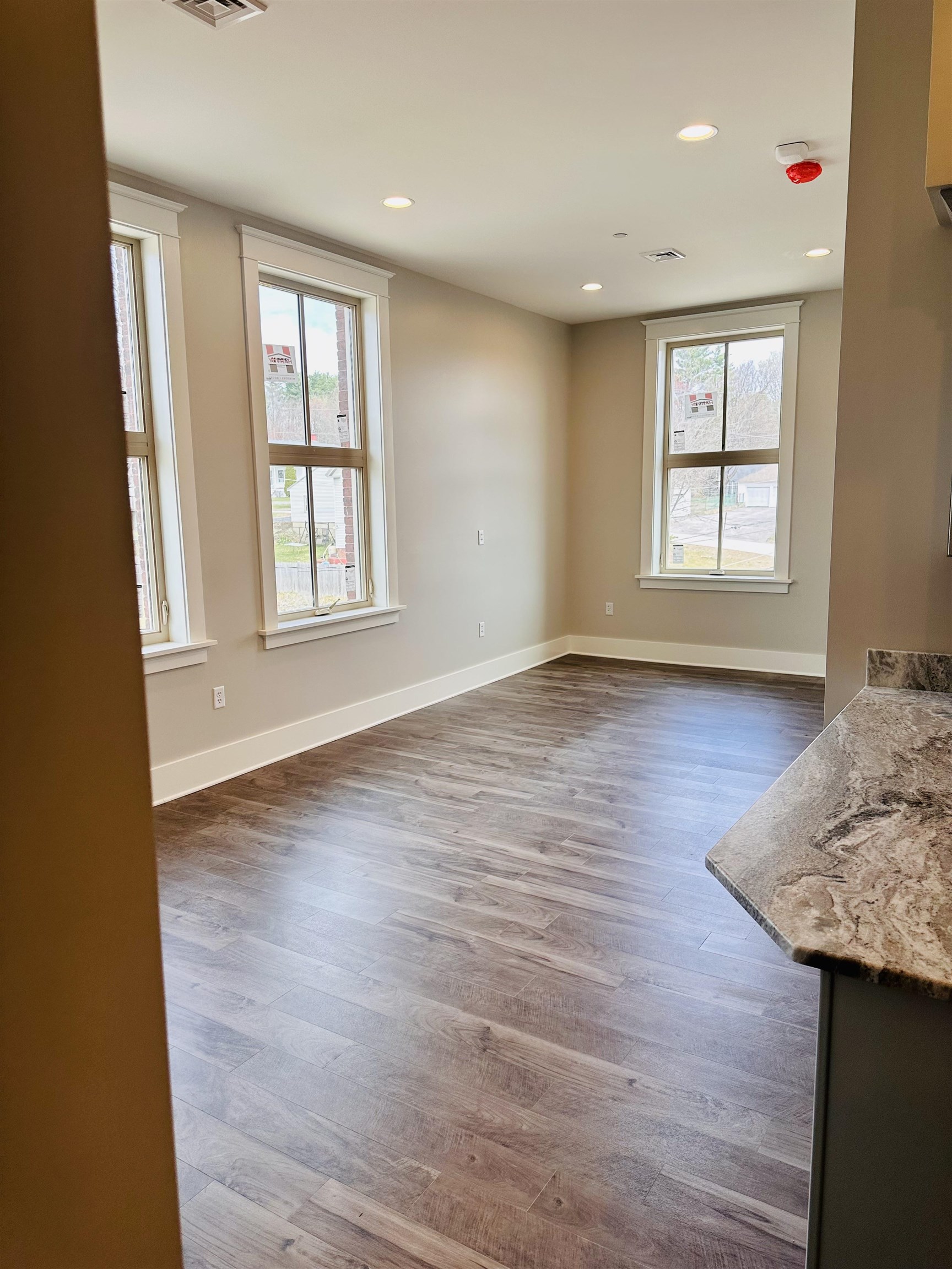 30 High Street, Unit 3 Pembroke, NH 03275 - Photo 19 of 27