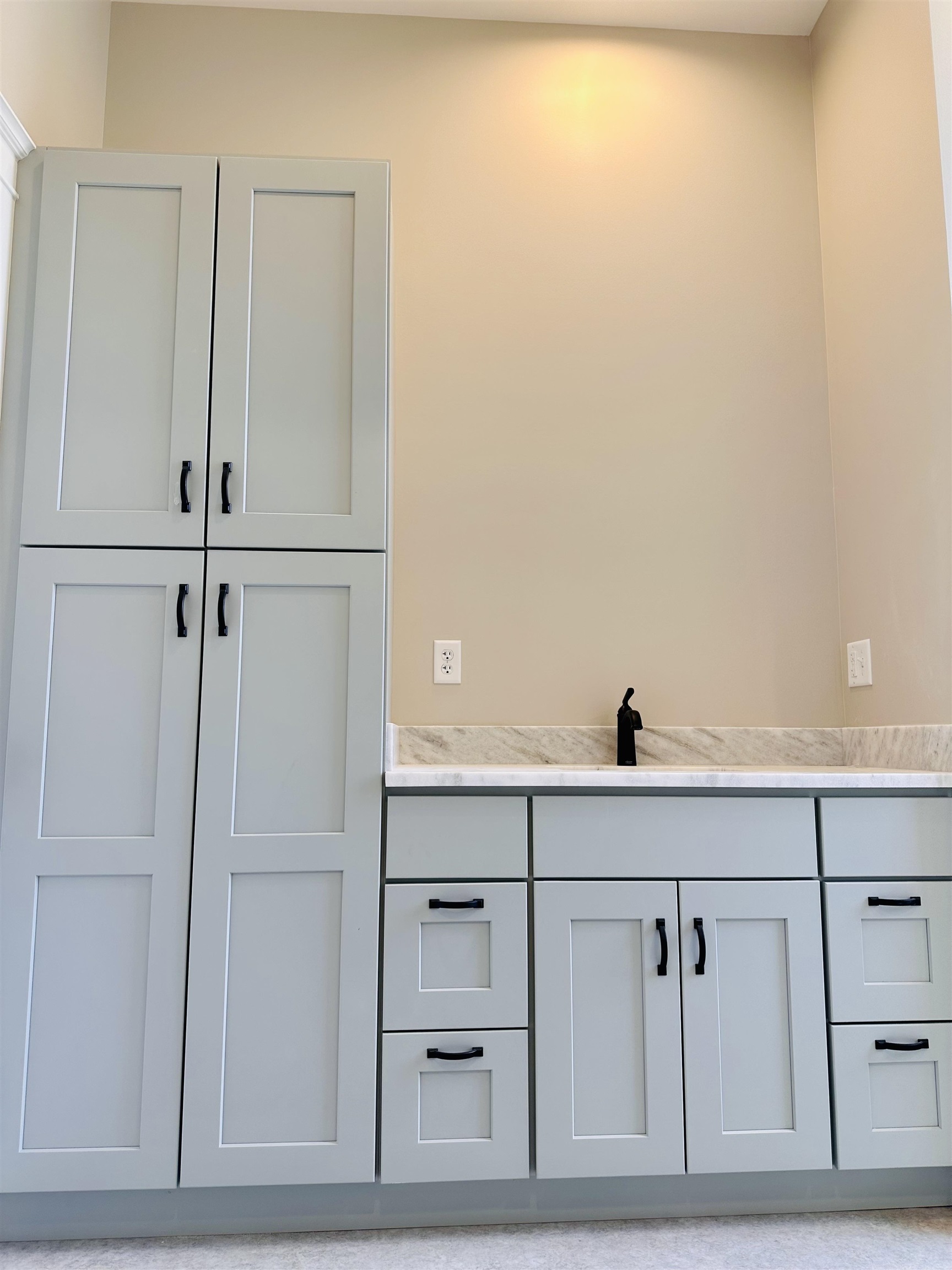 30 High Street, Unit 3 Pembroke, NH 03275 - Photo 5 of 27