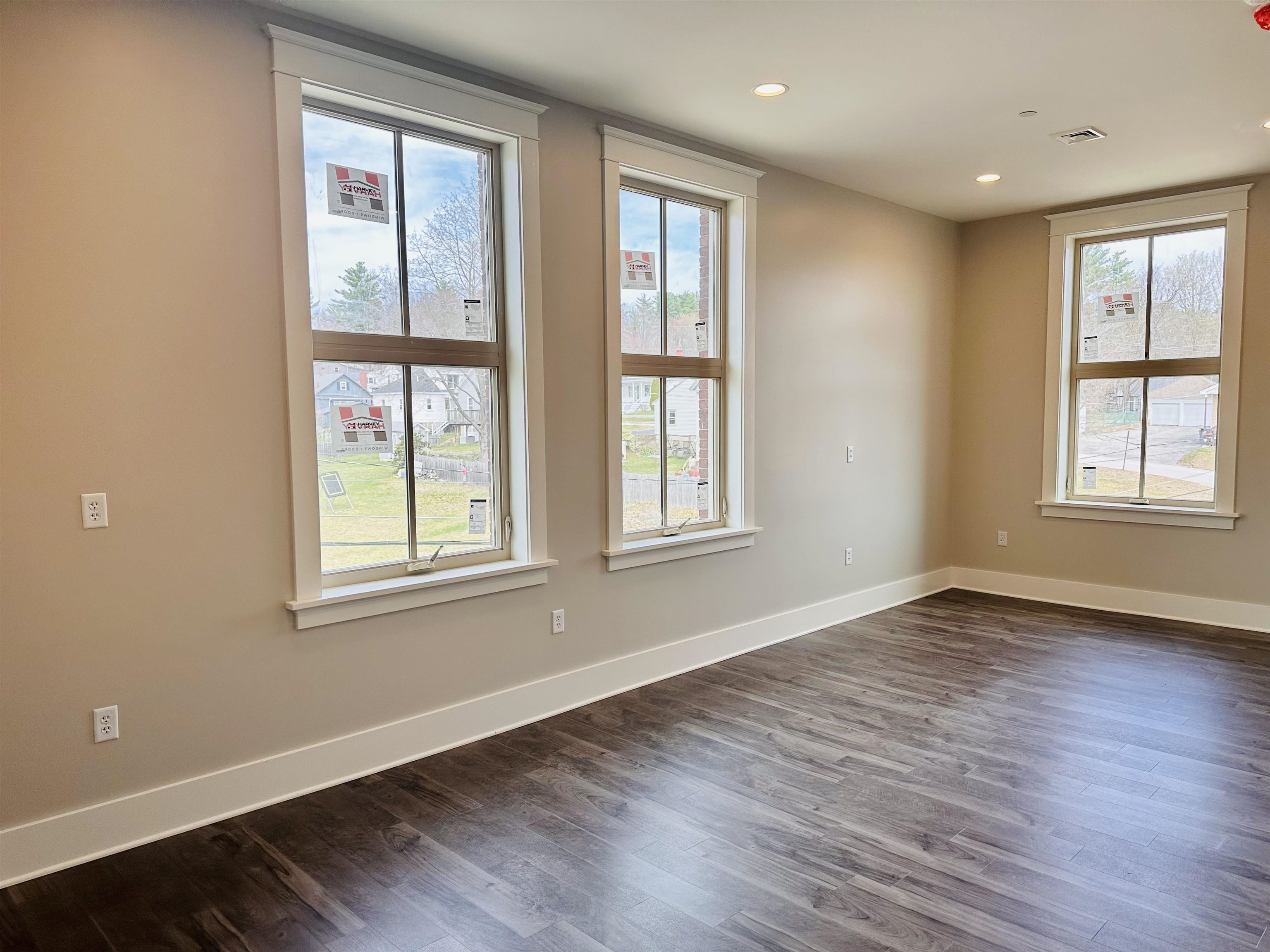 30 High Street, Unit 3 Pembroke, NH 03275 - Photo 7 of 27