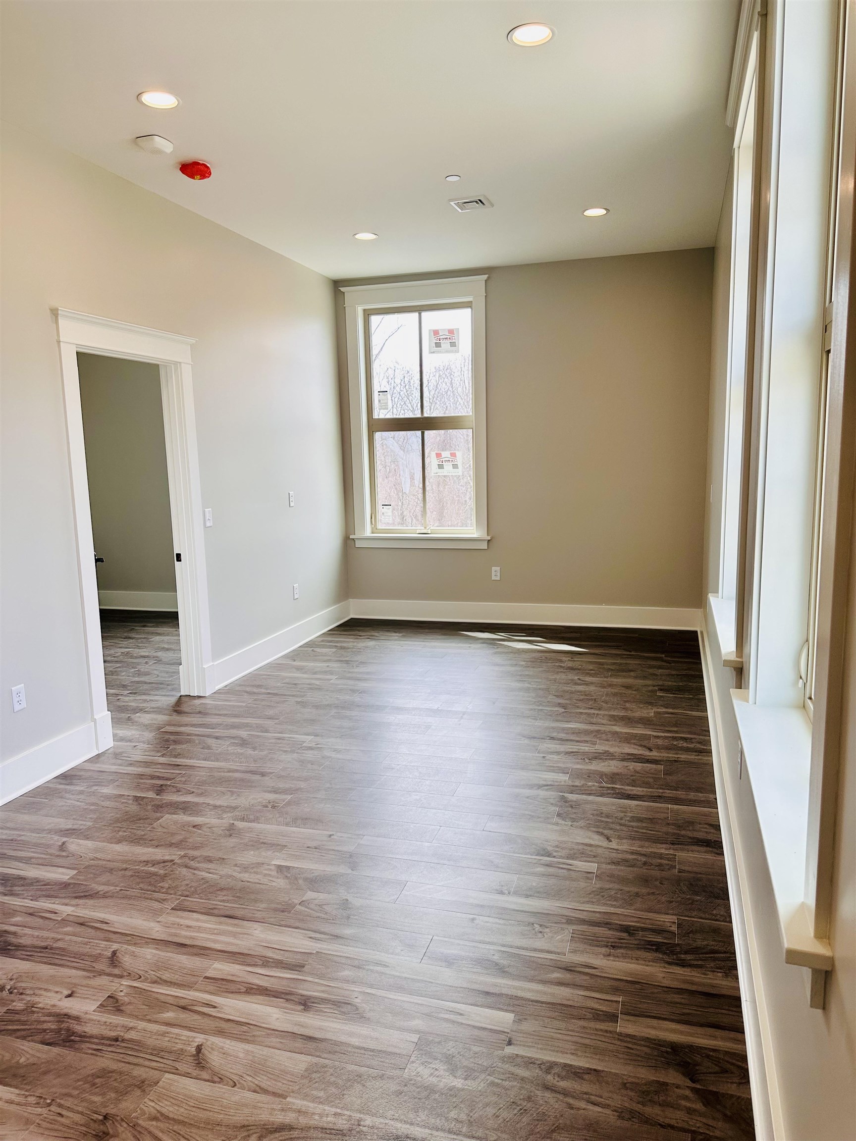 30 High Street, Unit 3 Pembroke, NH 03275 - Photo 10 of 27