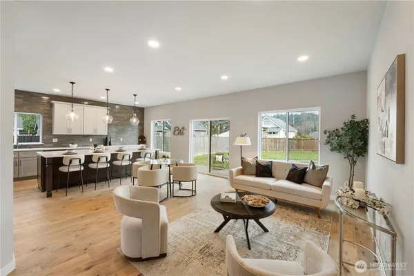 $615,000 | 528 Harman Way South, Orting, WA 98360