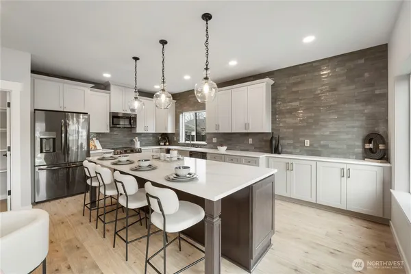 $615,000 | 528 Harman Way South, Orting, WA 98360